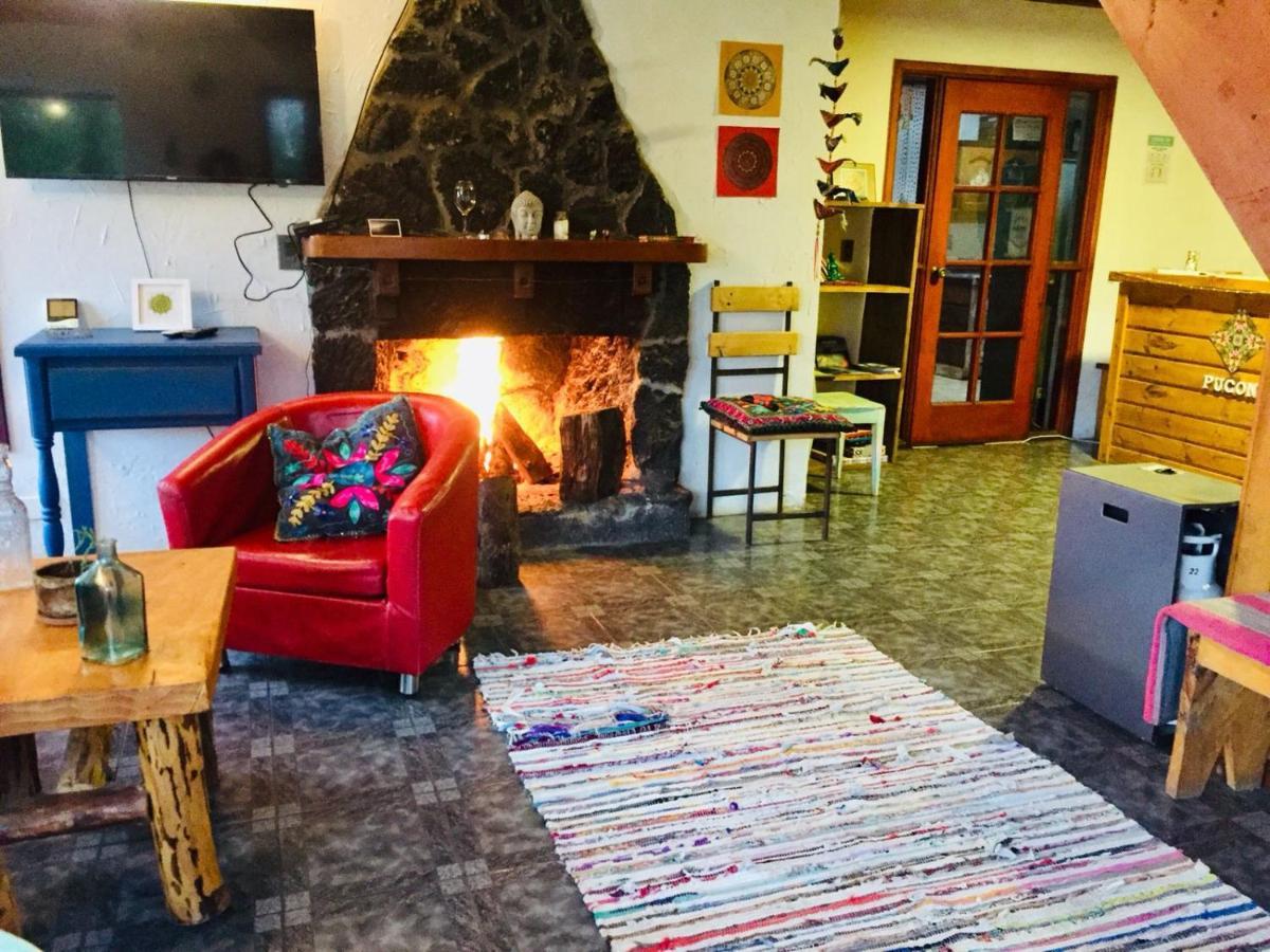 Hostel Raiz Пукон Экстерьер фото